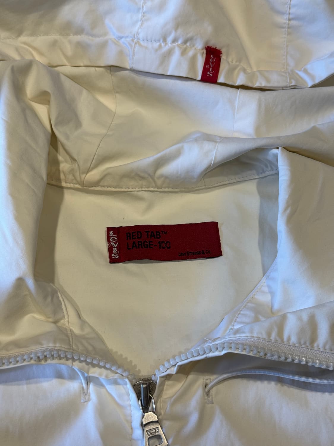 리바이스 레드탭 바람막이 상품이미지3