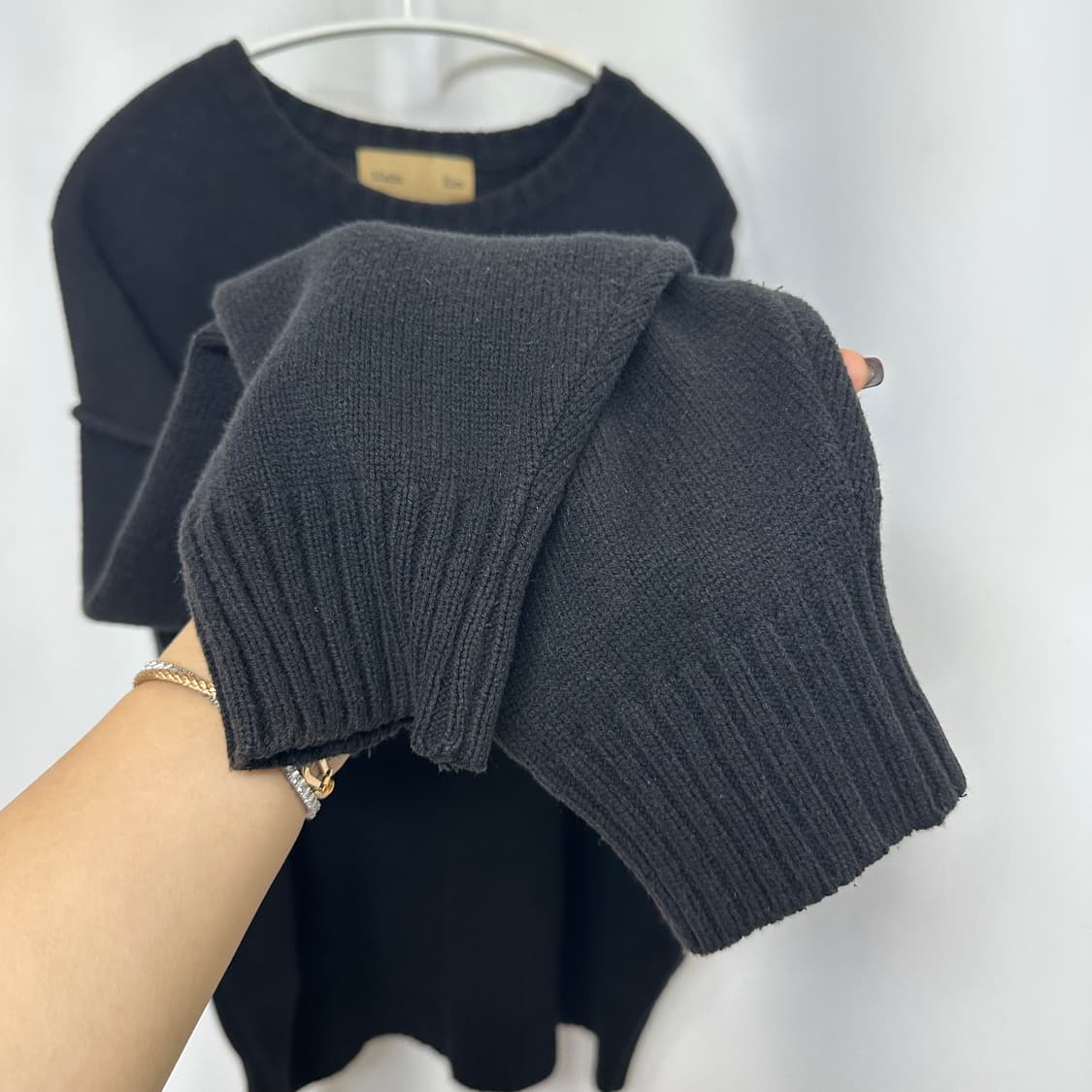 마뗑킴 남자 루즈핏 니트티 검정 FREE EIW 상품이미지7