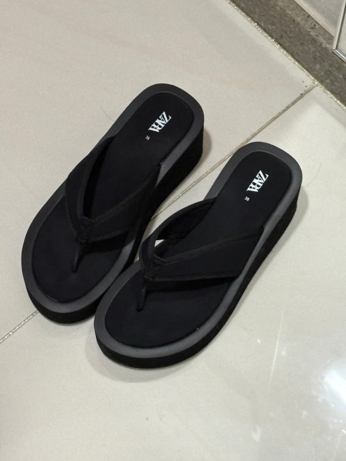 자라 zara 플랫폼 샌들 쪼리 상품이미지6