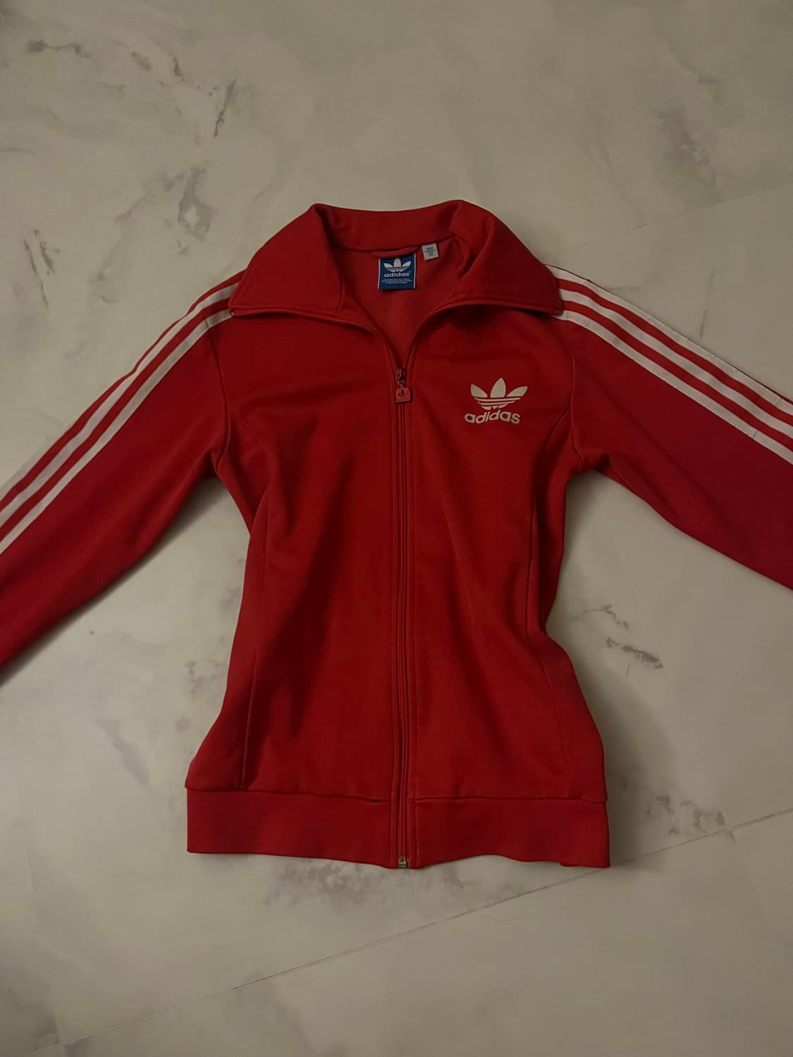 아디다스 져지 M 사이즈 빨간색 상품이미지1