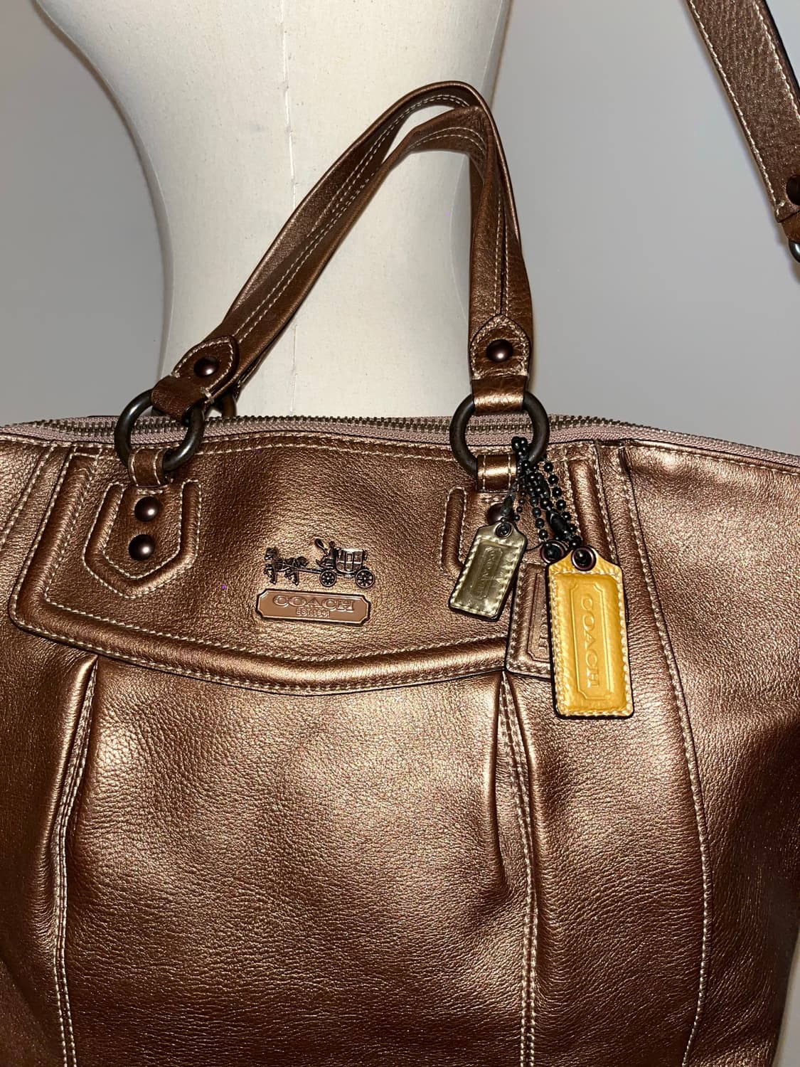 Coach Gold basic shoulder bag 상품이미지4