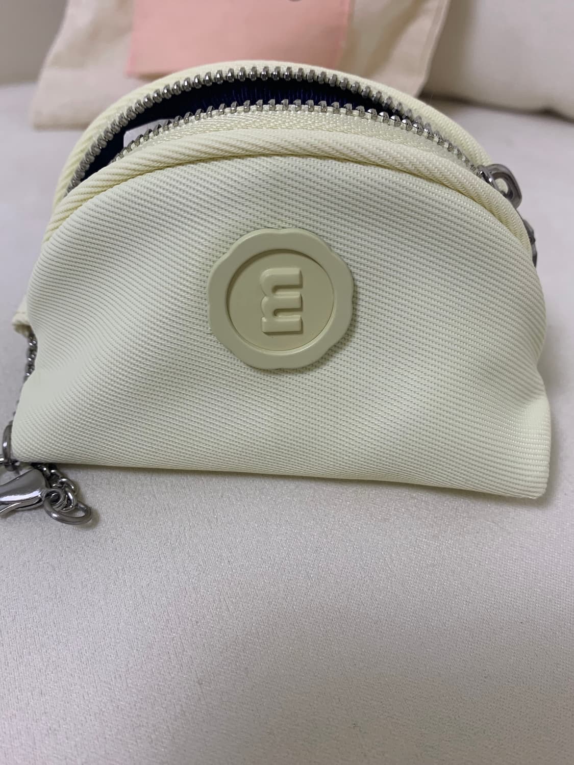 미닛뮤트 클로 파우치 키링 버터 상품이미지4