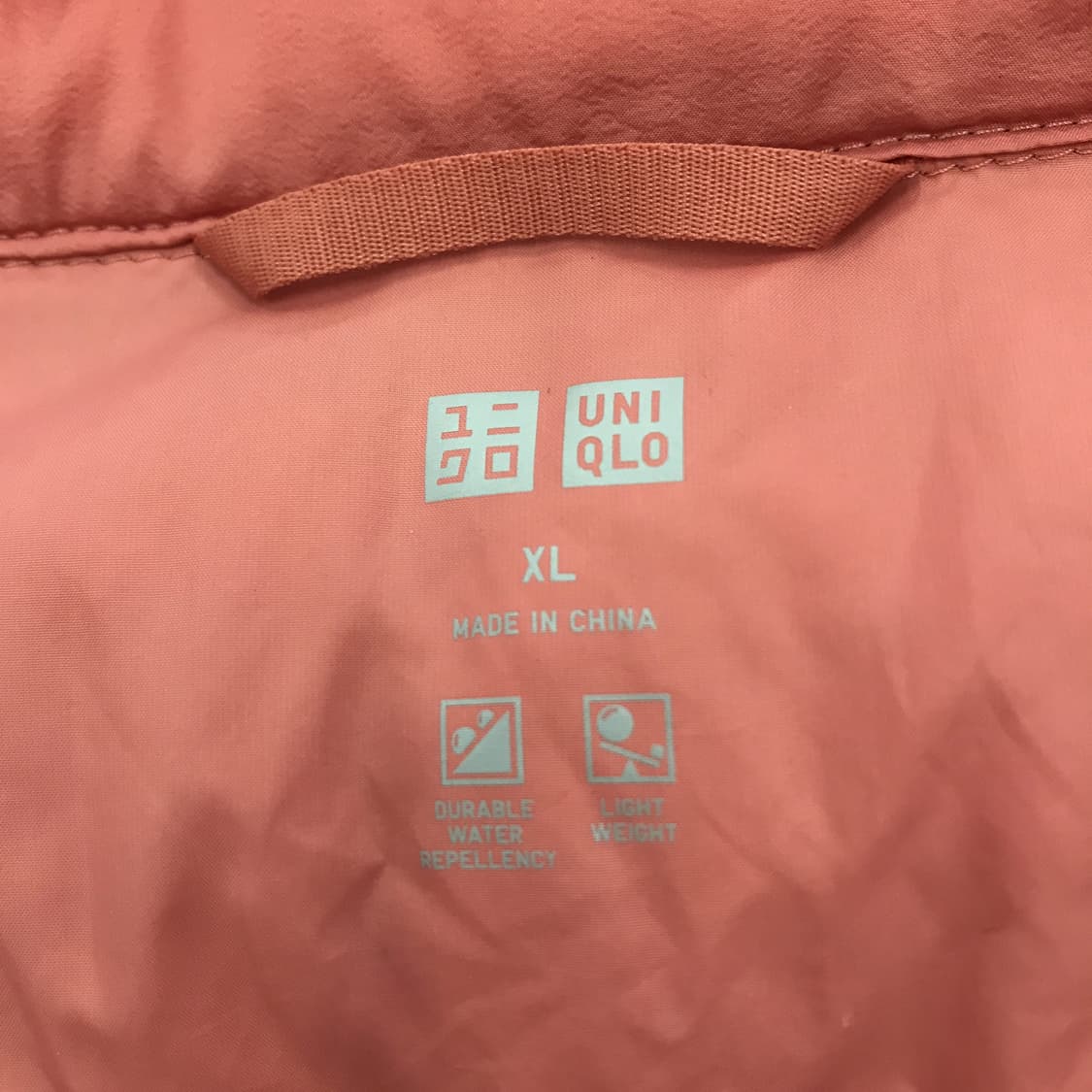 유니클로 울트라라이트다운 후드패딩 [여성XL] 북미판 상품이미지5