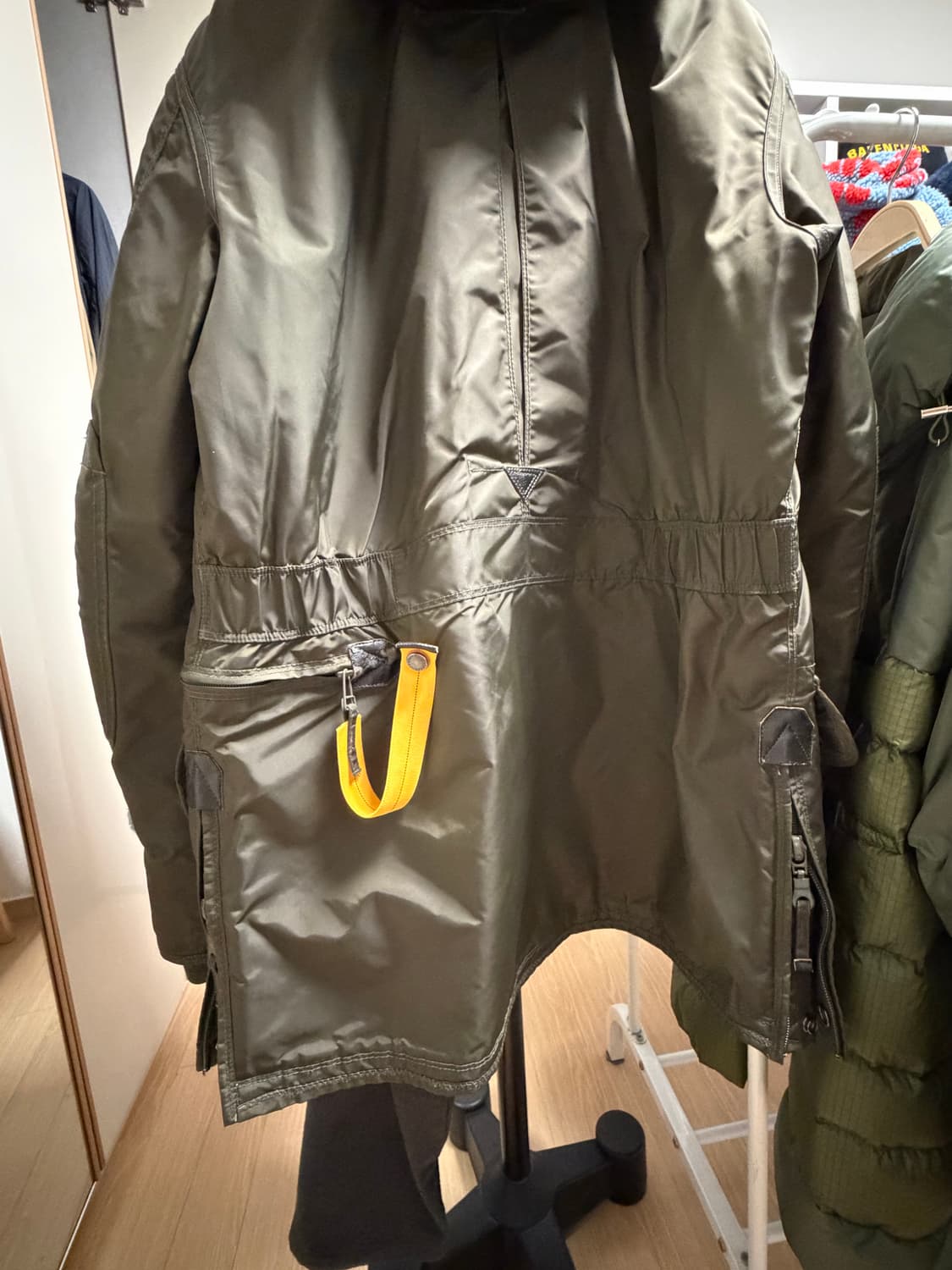 파라점퍼스 코디악 카키 L 구성품 풀 (국내 코스트코 구매 파정) 상품이미지6