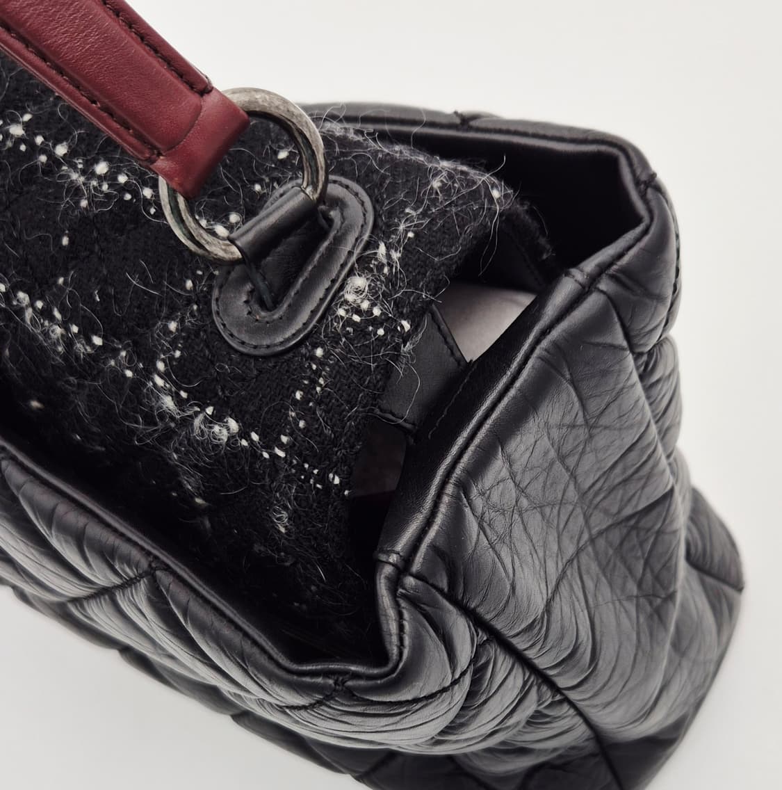 샤넬 트위드 퀼팅 탑핸들 토트백 18번대 상품이미지8