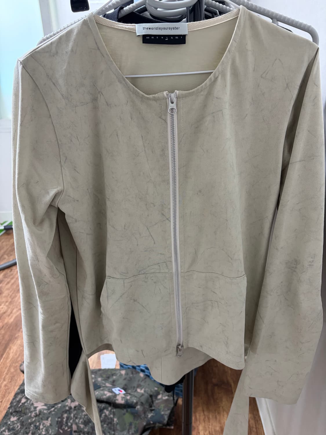 The world is your oyster 더월드이즈유어오이스터 자켓 상품이미지2