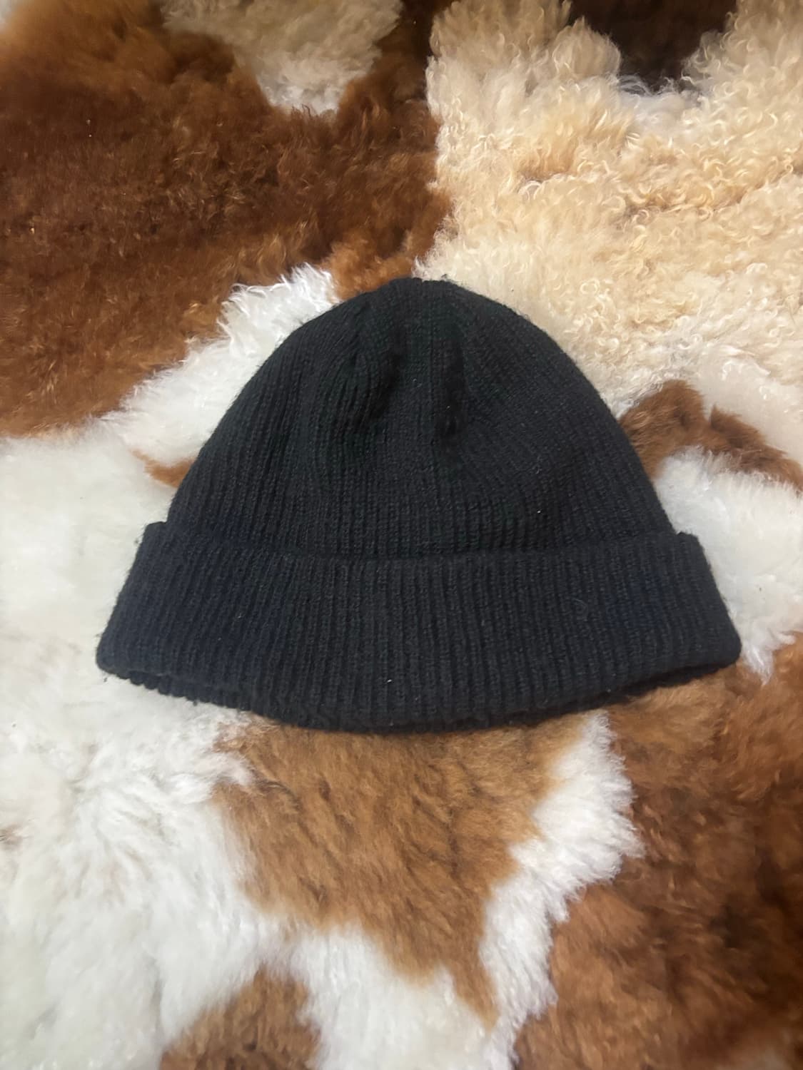 언유즈드 비니 검정, 노랑 상품이미지1