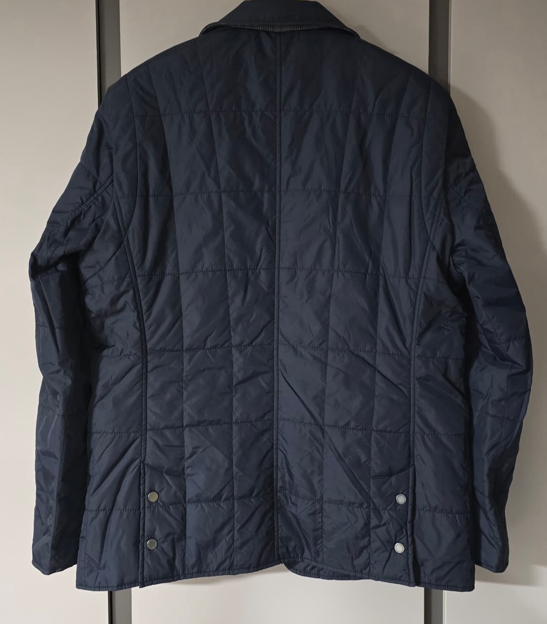 루이까스텔 네이비 퀼팅자켓. 
싸이즈 100 .  남자
 상품이미지2