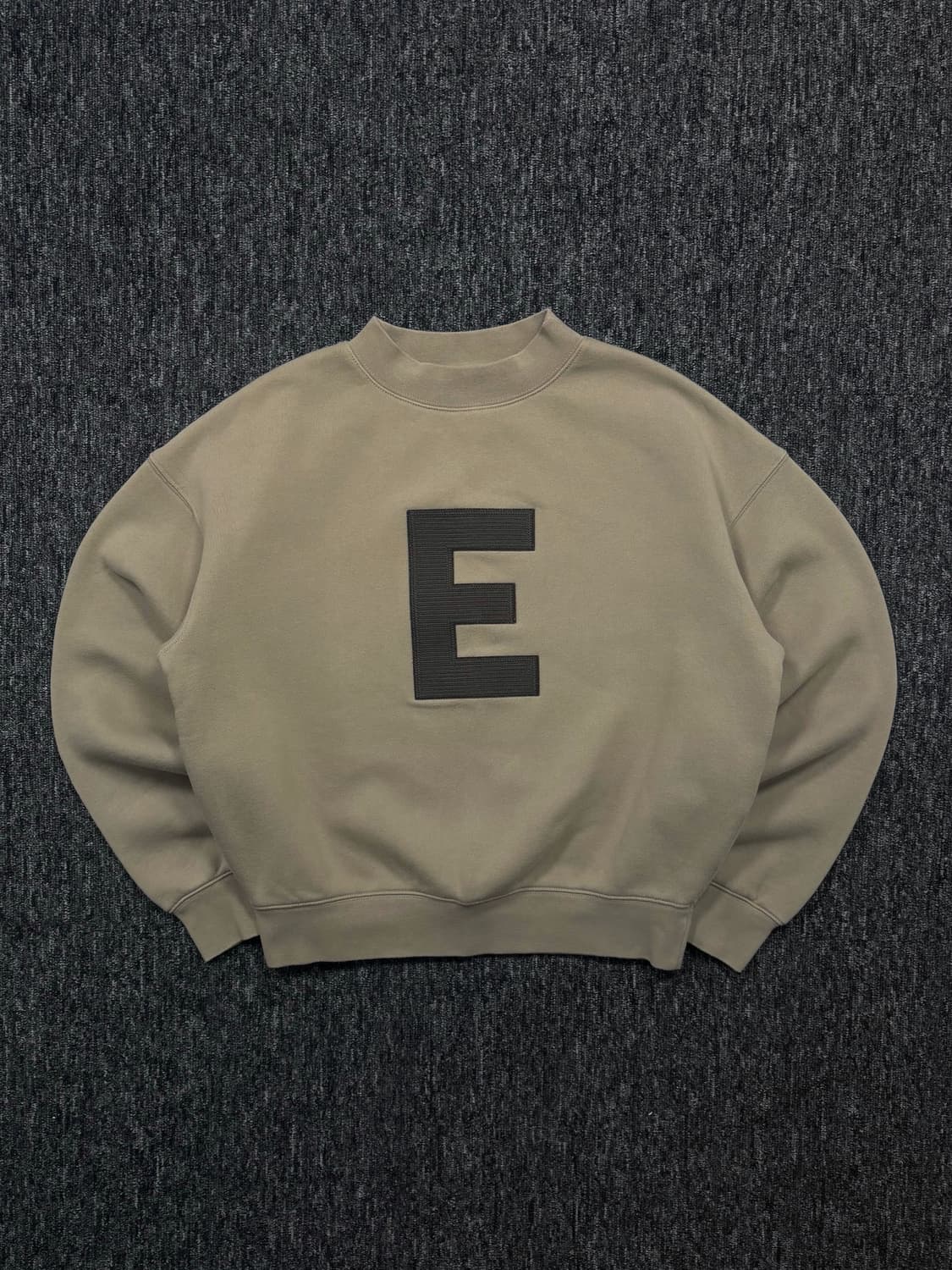 피어오브갓 에센셜 맨투맨 상품이미지3