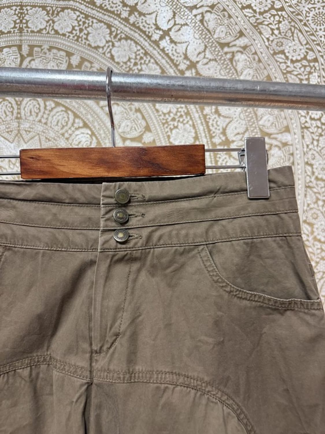 제페니즈 빈티지 여성 3버튼 디테일 미디스커트 상품이미지4