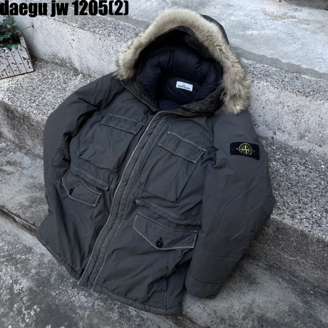 스톤아일랜드 롱패딩 상품이미지1