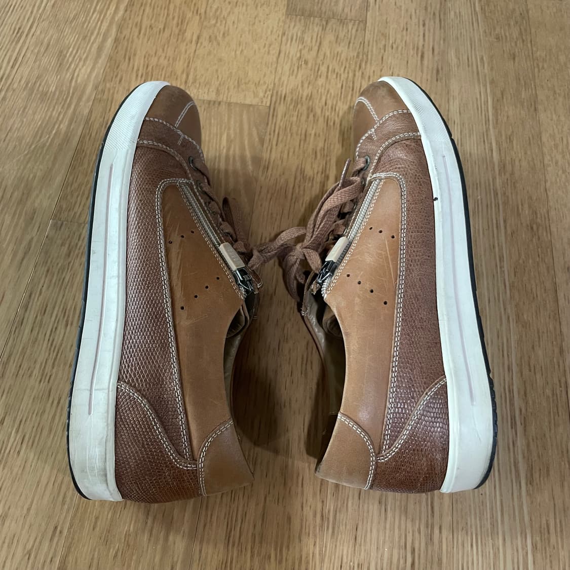 닥스 가죽 스니커즈 260 상품이미지6