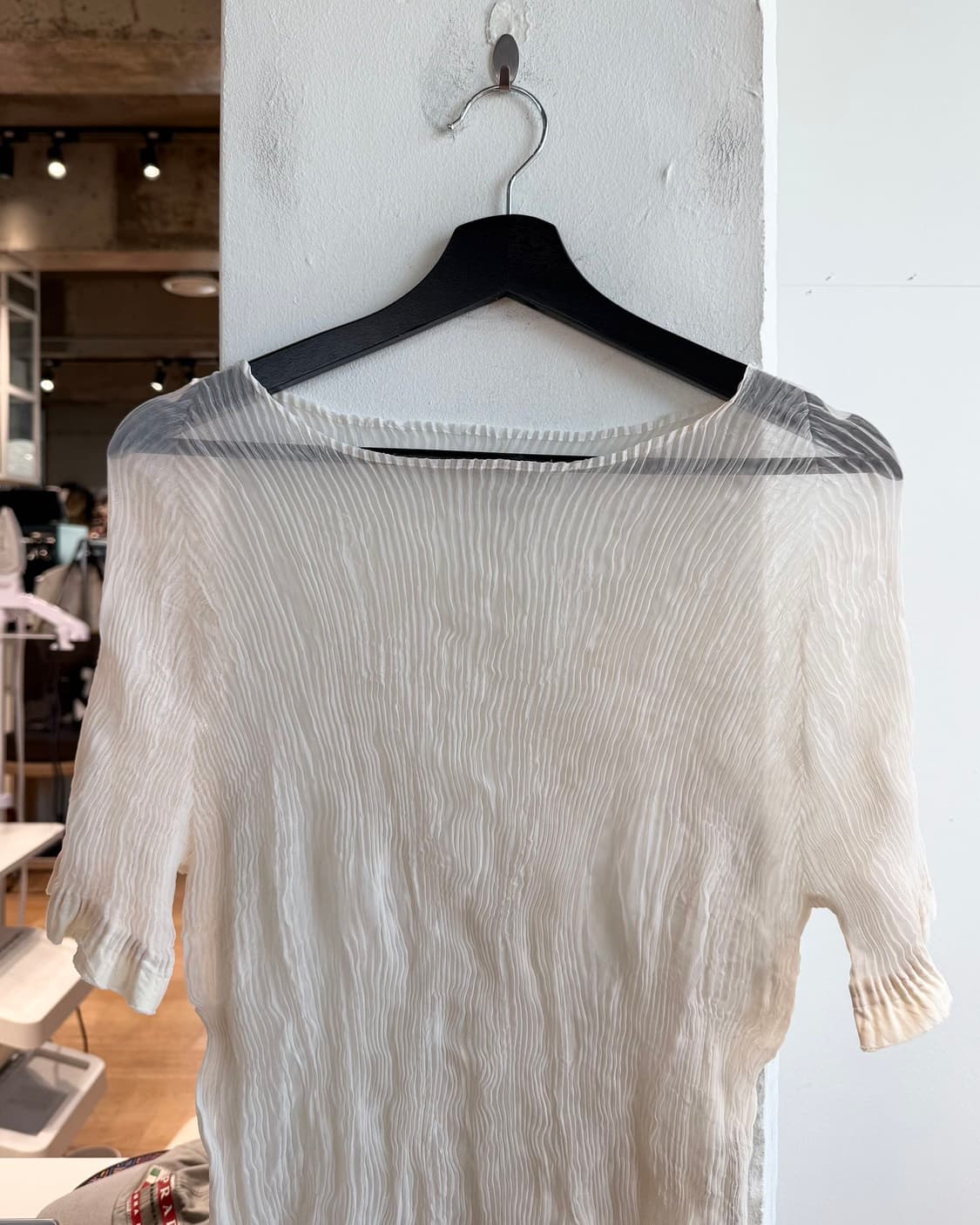 이세이미야케 화이트 링컬 하프티  상품이미지3