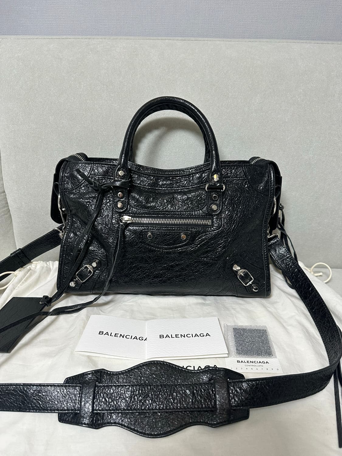 [SA 정품] 발렌시아가 시티 모터백 스몰 블랙-2 상품이미지5