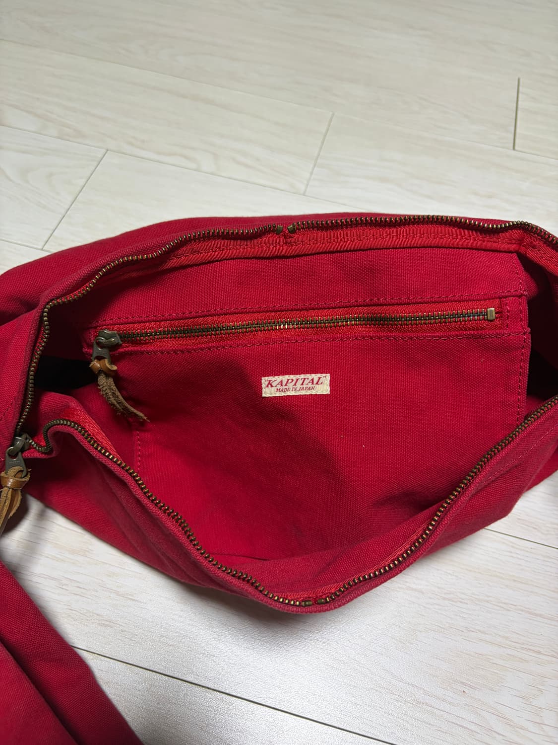 캐피탈 스너프킨백 라지 상품이미지2