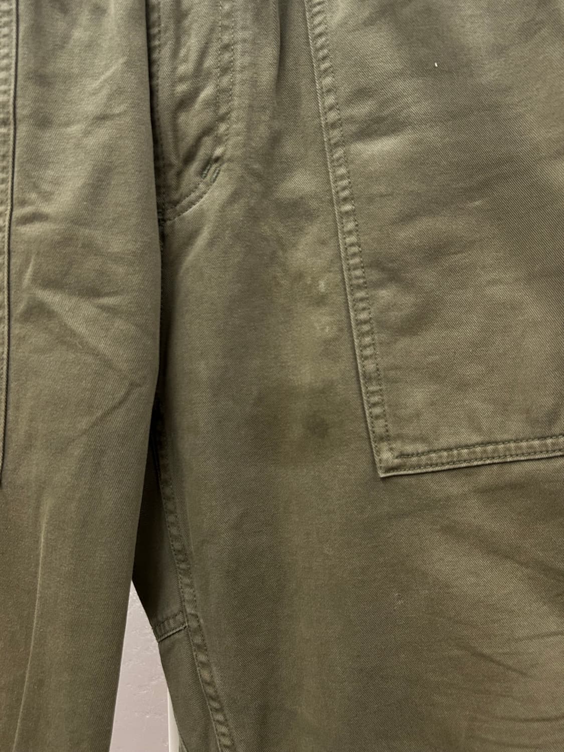 그라미치 카키색 팬츠 상품이미지4