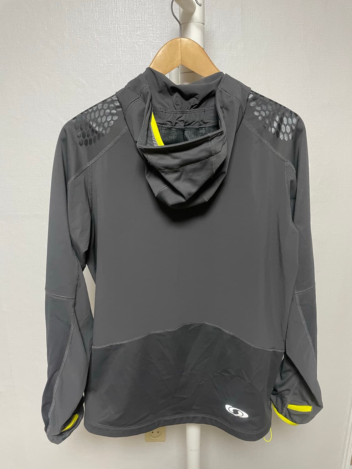 살로몬 윈드스토퍼 후드 자켓 M (100) 상품이미지8