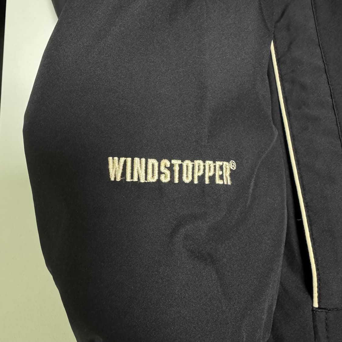 아식스 올드스쿨 바람막이 자켓 b15 상품이미지4