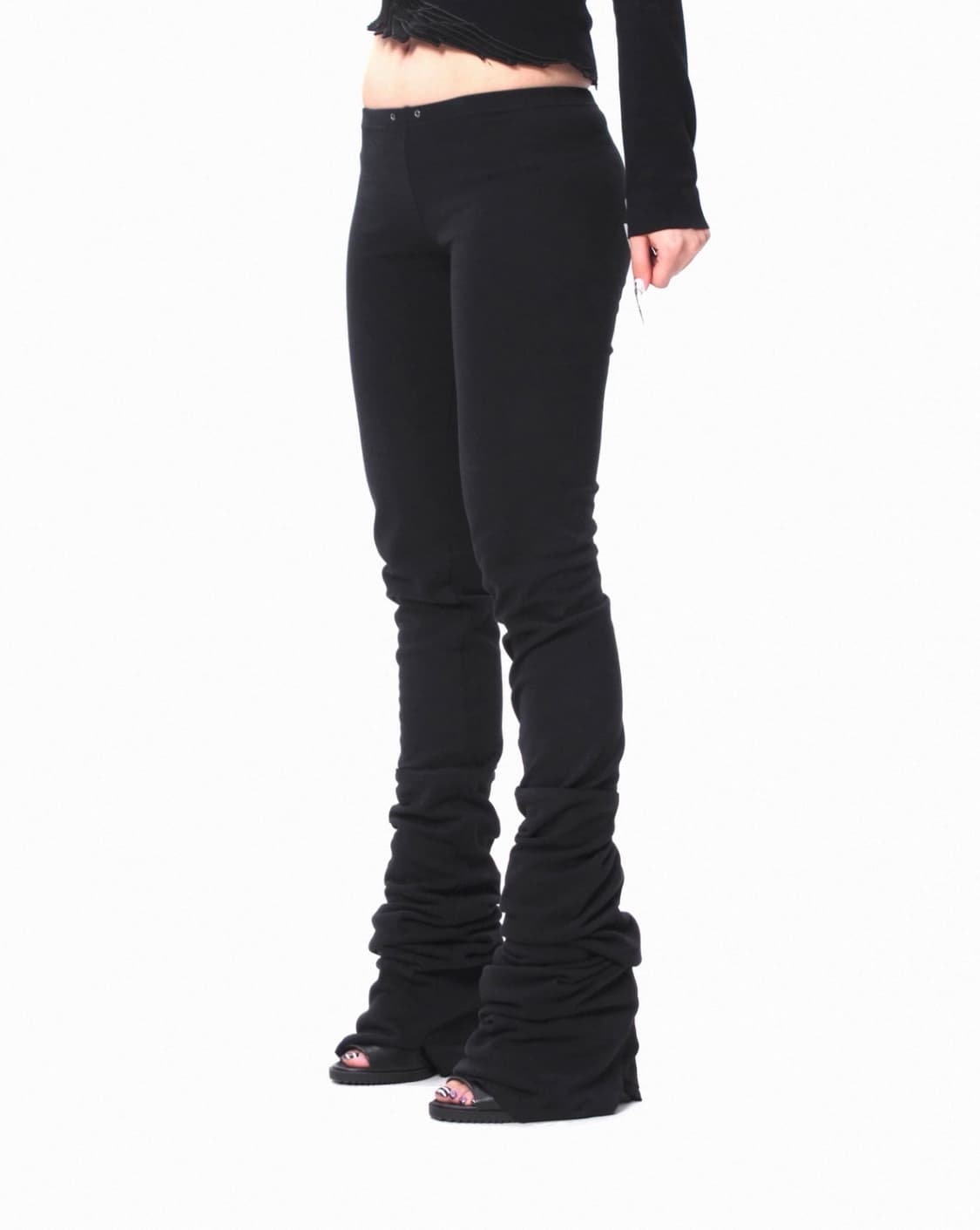 익스트림 스택드 셔링 로우라이즈 팬츠 상품이미지4