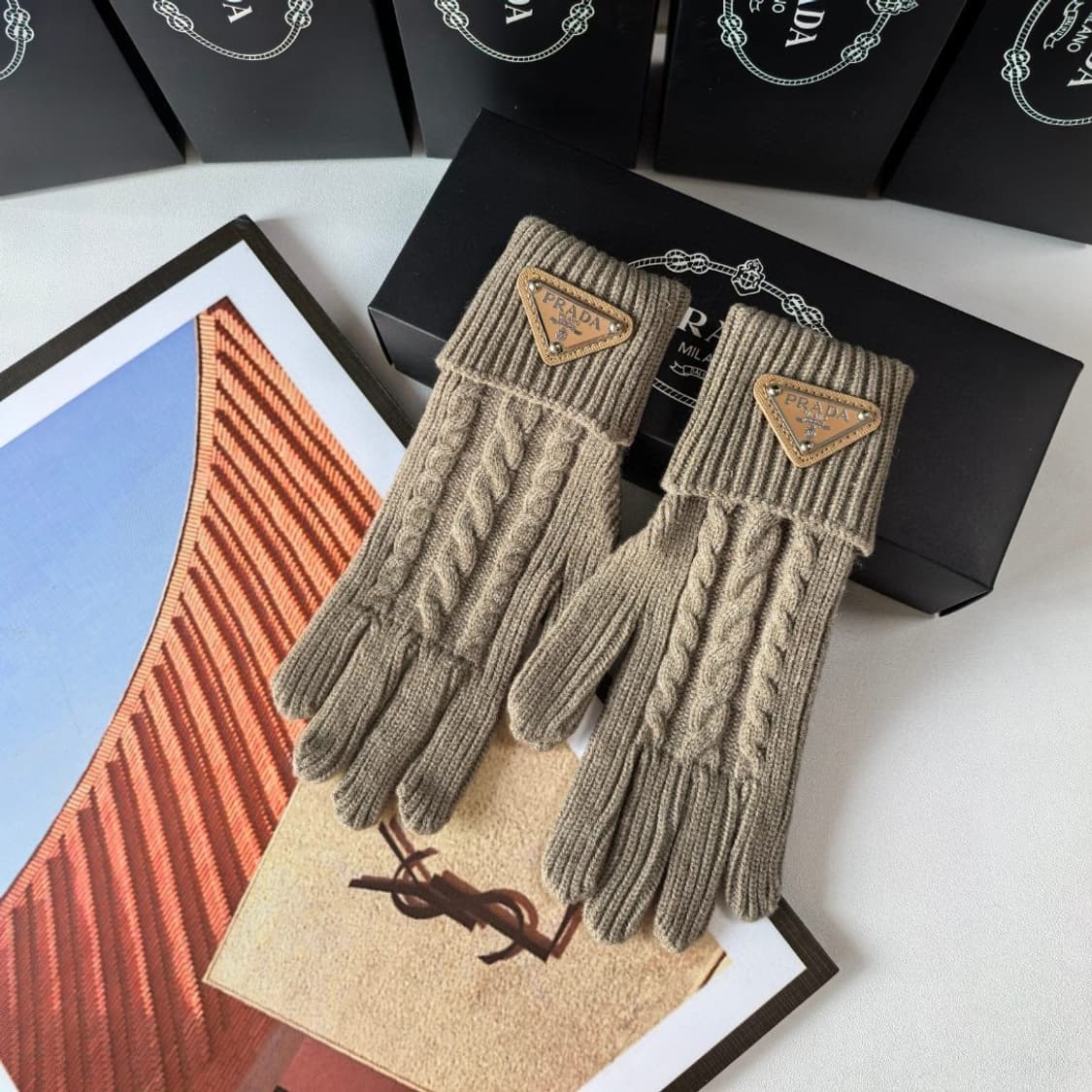 프라다 장갑 여성 기모
 상품이미지2