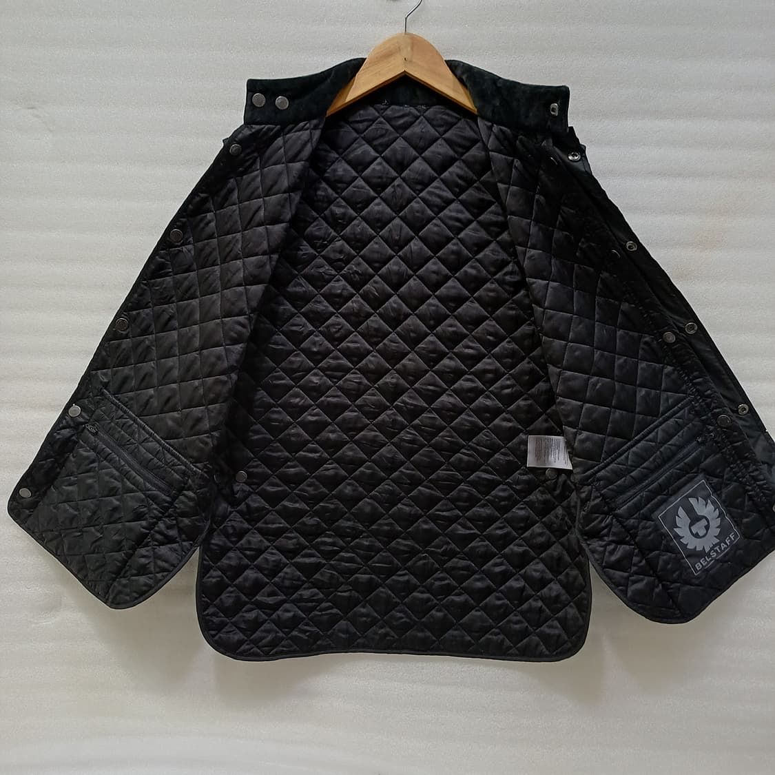 정품 벨스타프 남성 경량 퀼팅 패딩 조끼 L 블랙 사랑봉봉 상품이미지3
