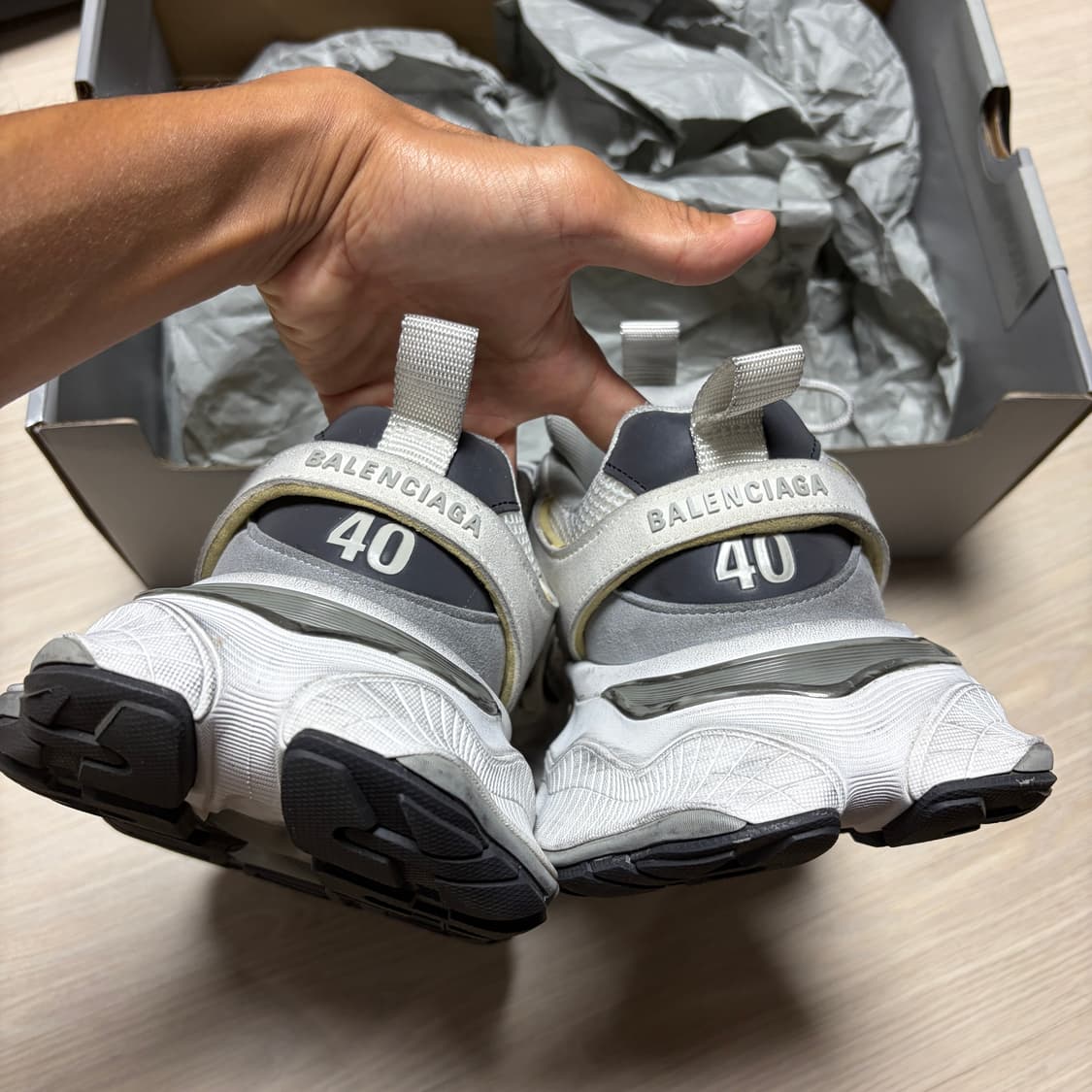 [40] 발렌시아가 카고 스니커즈 화이트 그레이 상품이미지6