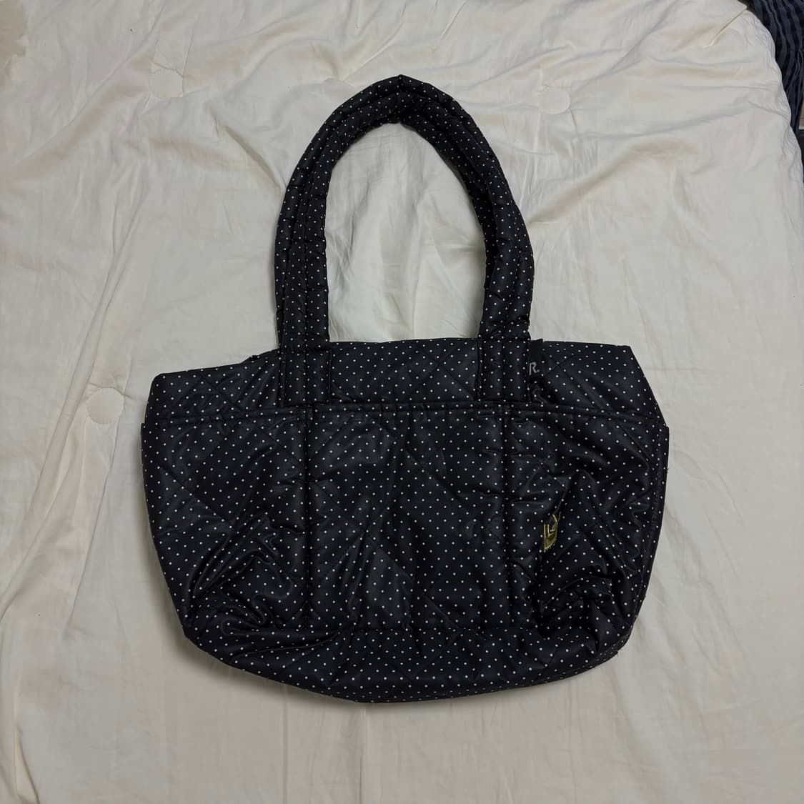 도트 패딩 토트백 상품이미지1