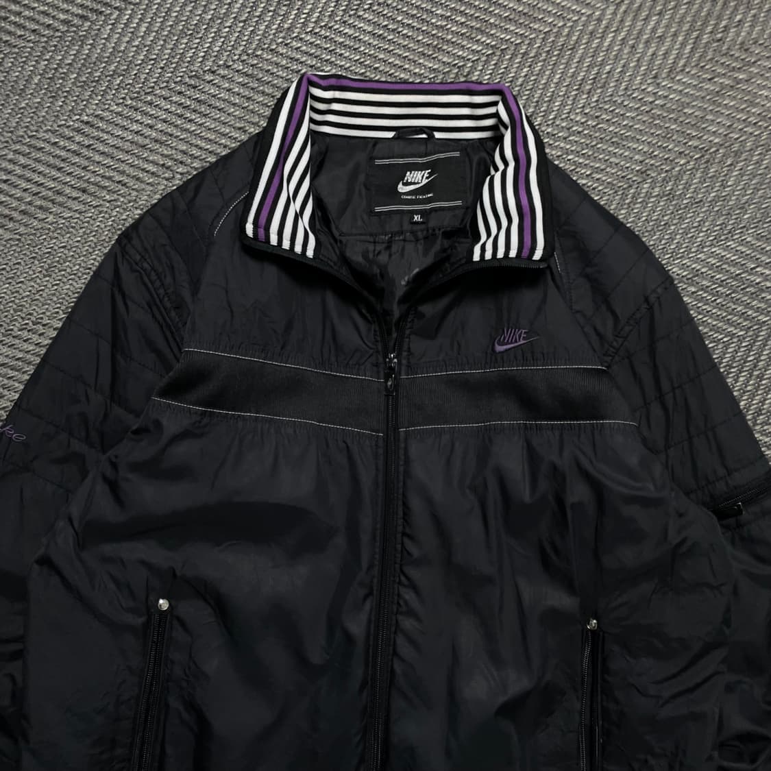 나이키 올드스쿨 자수로고 스트라이프 디테일 집업 점퍼y 5288 상품이미지4