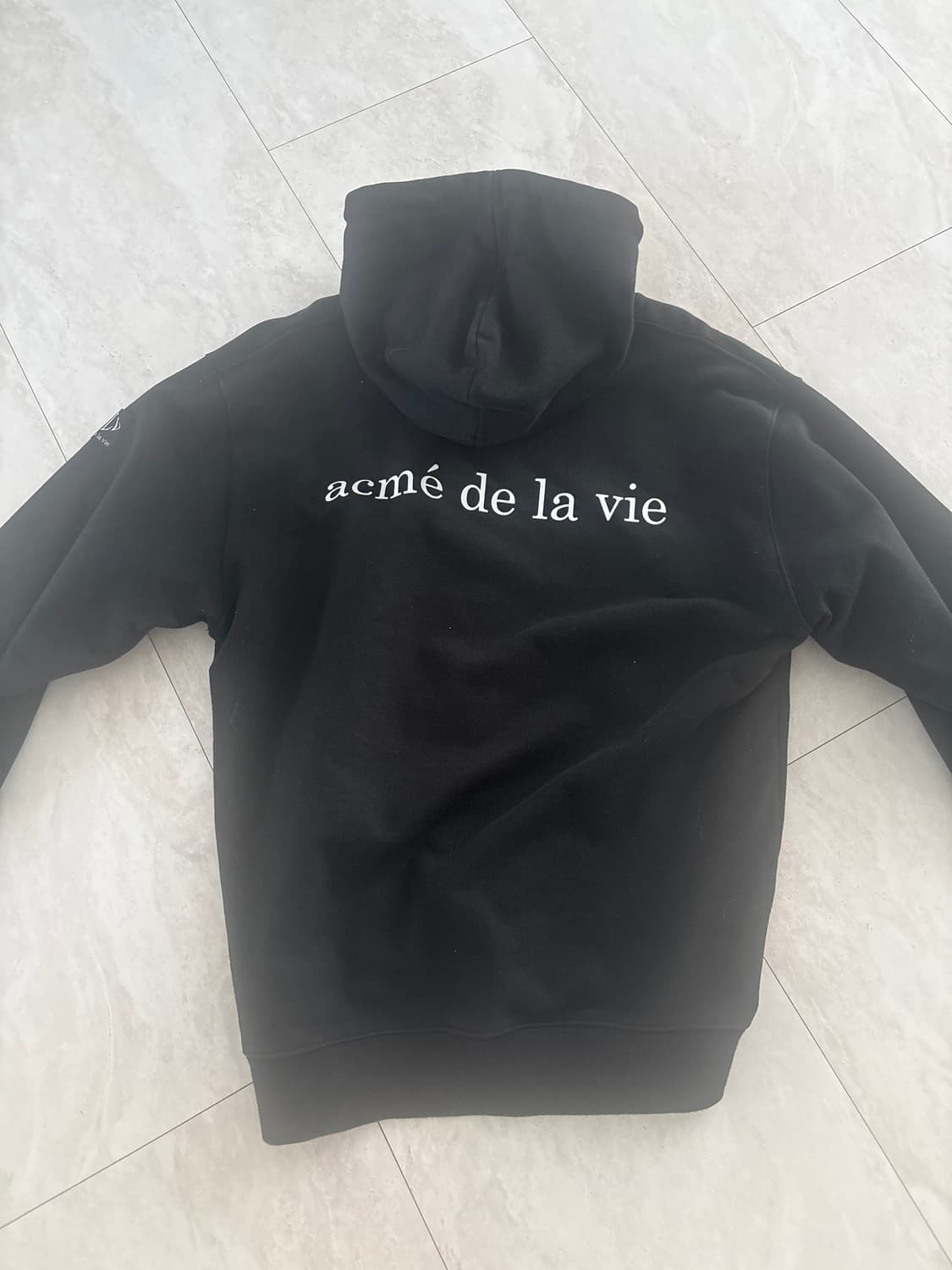 아크매드라비 후드티 상품이미지2