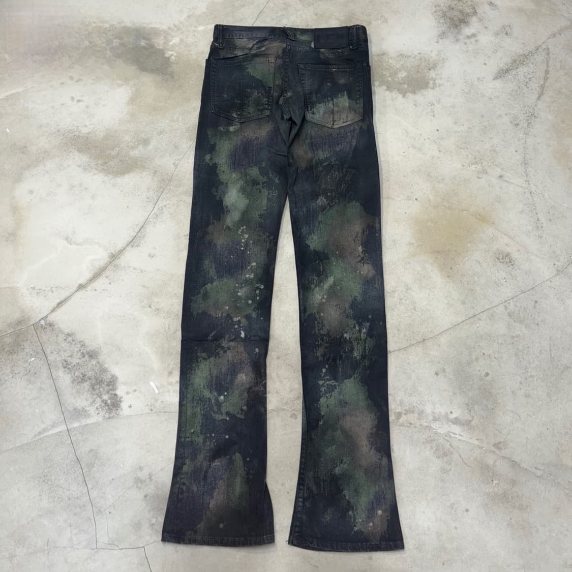 [29] L.G.B ‘S-WOLF’ Painted Waxed Denim 상품이미지2
