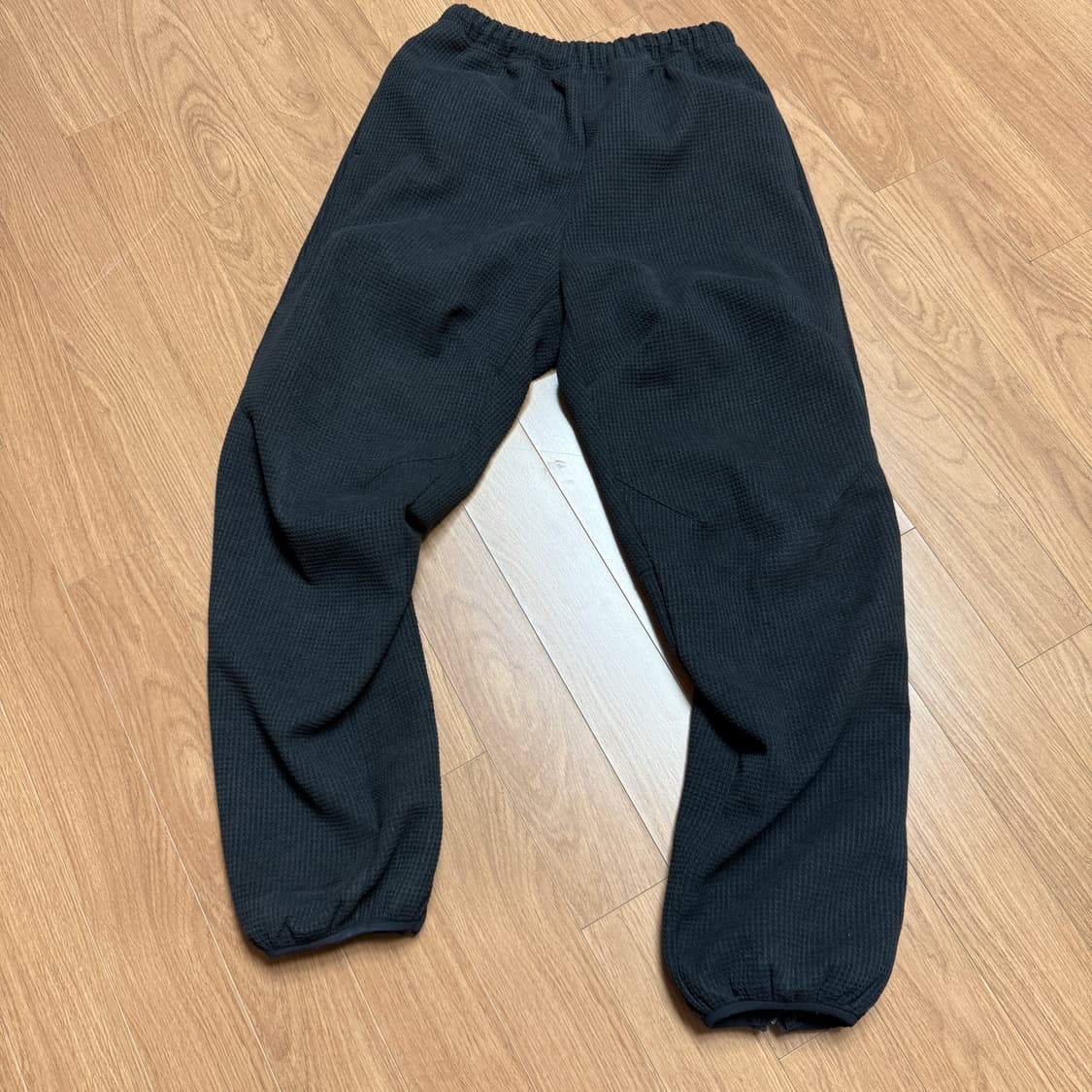 해칭룸 슬라이드 팬츠 블랙 2사이즈 상품이미지2