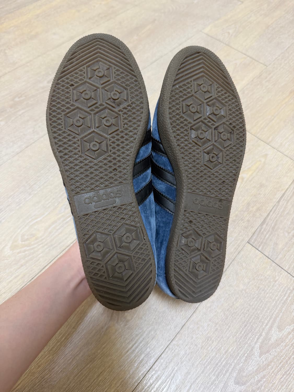 아디다스 런던 235mm 상품이미지3