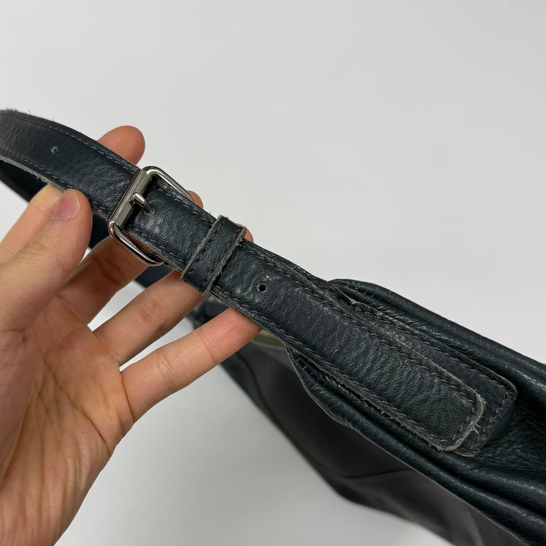 Margaret Howell curved bag 상품이미지10