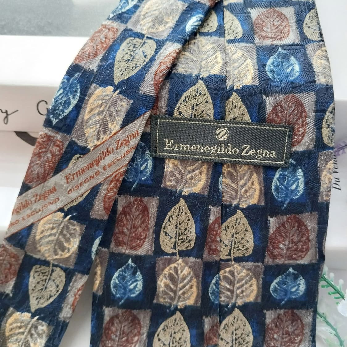 제냐 실크 네이비 리프 패턴 넥타이 10.3cm B등급 K1271
 상품이미지4