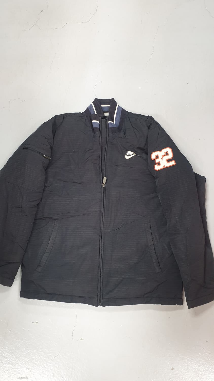 나이키 재팬  블랙 패딩 점퍼 L 상품이미지1