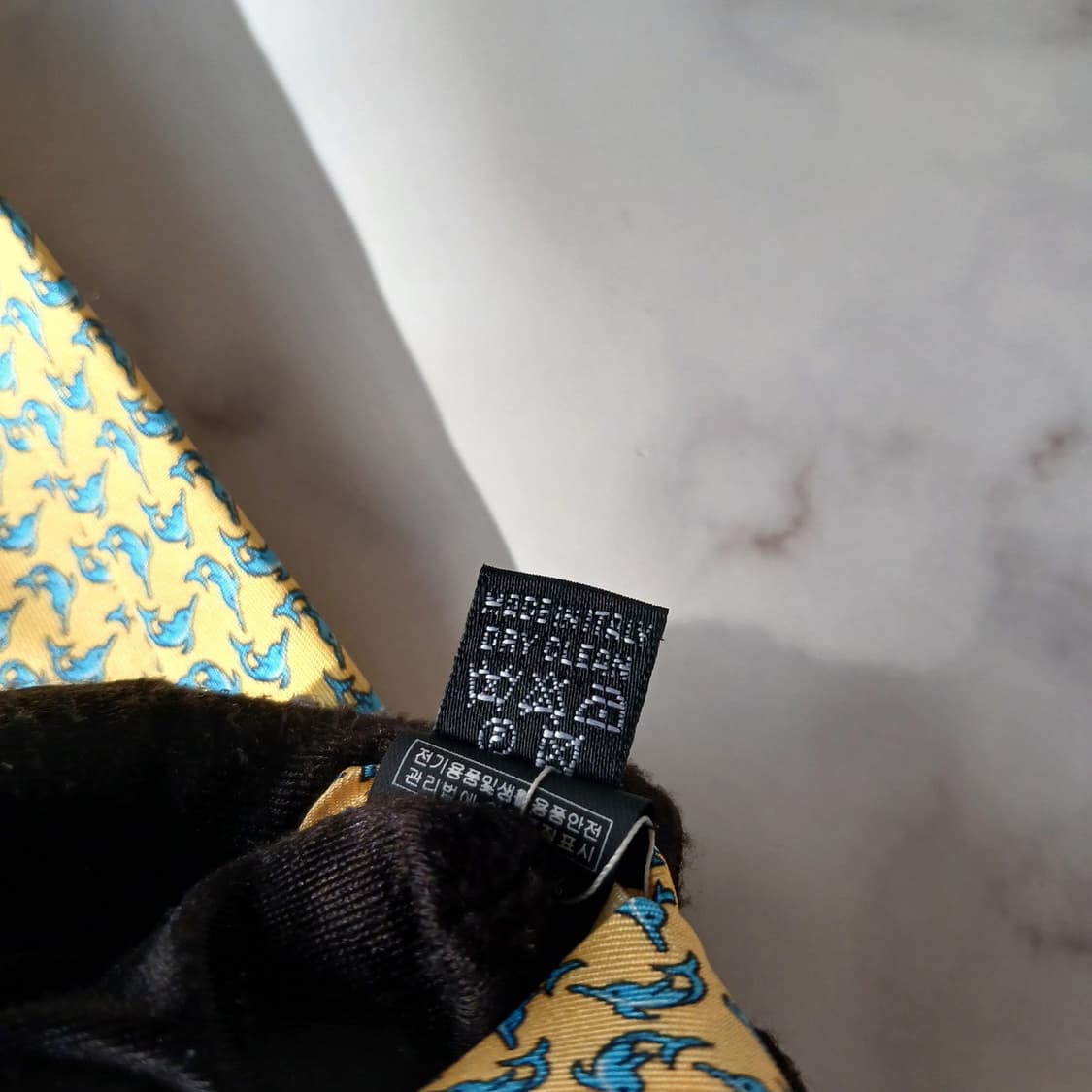 닥스 넥타이 옐로우 돌고래 모티브 7.8cm 새제품 A19851
 상품이미지10