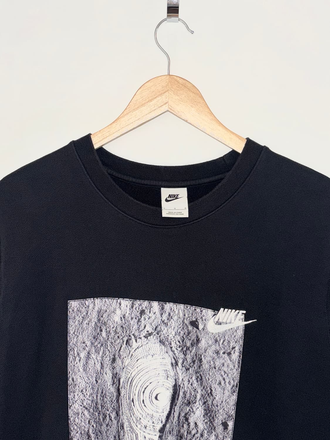 NIKE 그래픽 스웻셔츠 / Black 상품이미지3