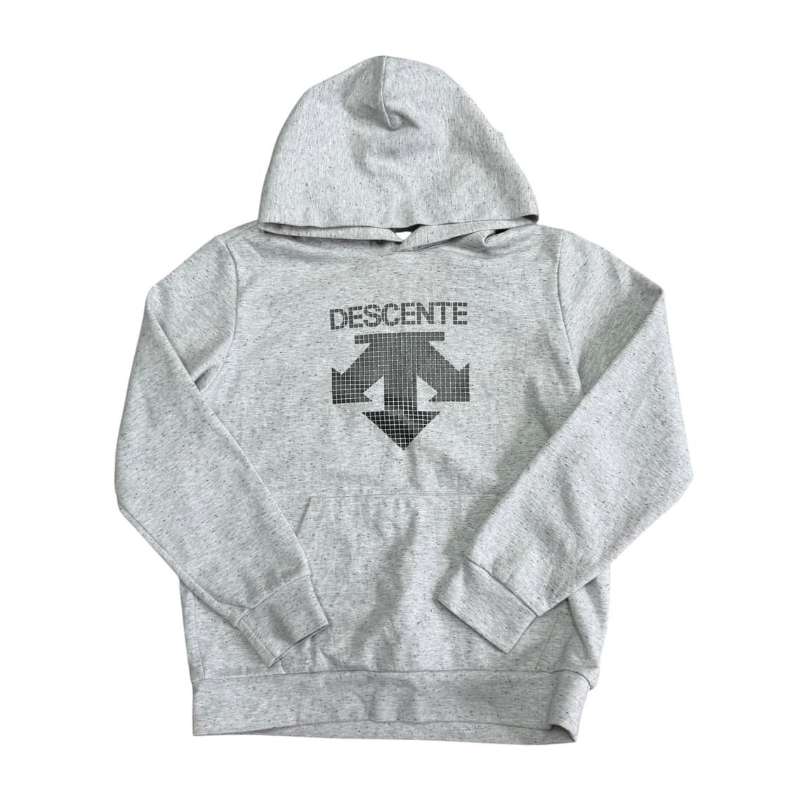 데상트 후드티 상품이미지1