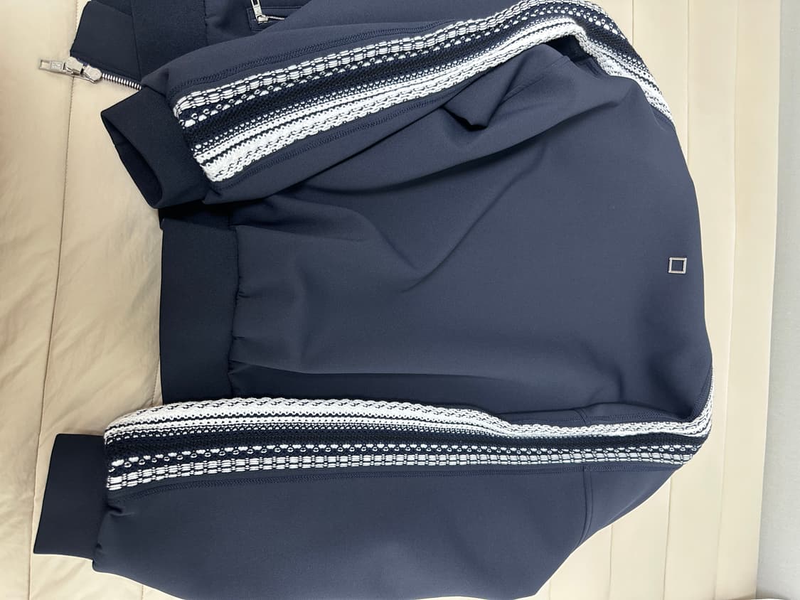 우영미 니트디테일 트랙자켓 네이비 48 상품이미지2