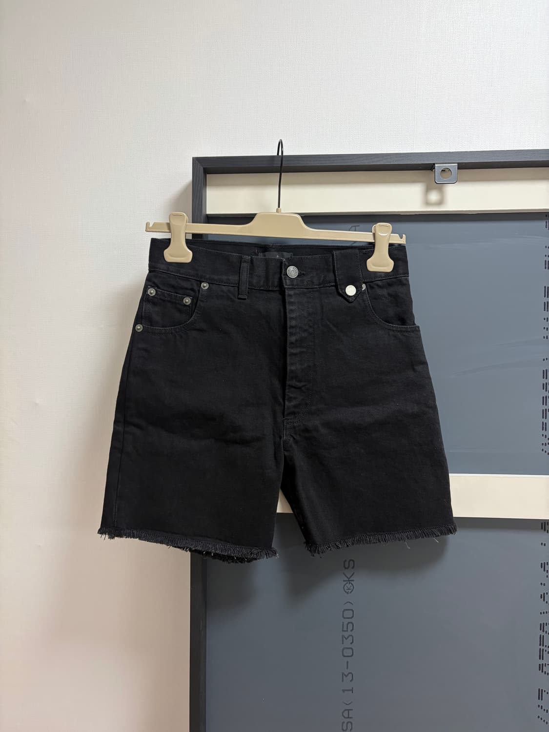 EGONLAB Black stone washed denim shorts 상품이미지2