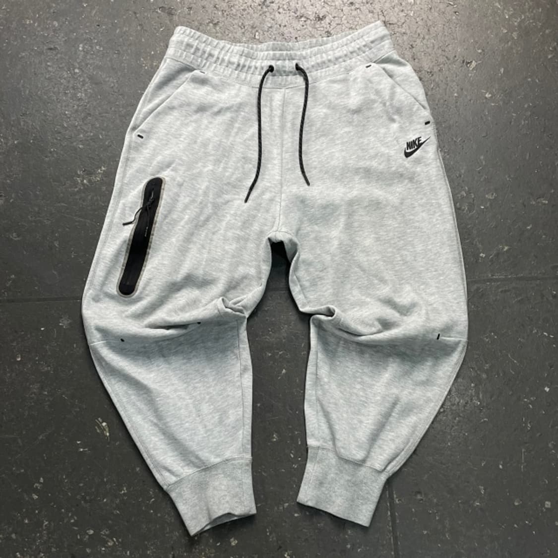 100 나이키 테크팩 팬츠 상품이미지1