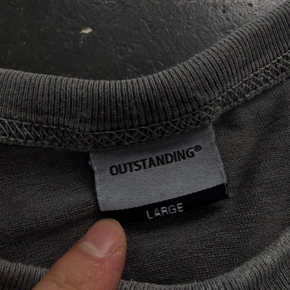 100 아웃스탠딩 반팔티 상품이미지3