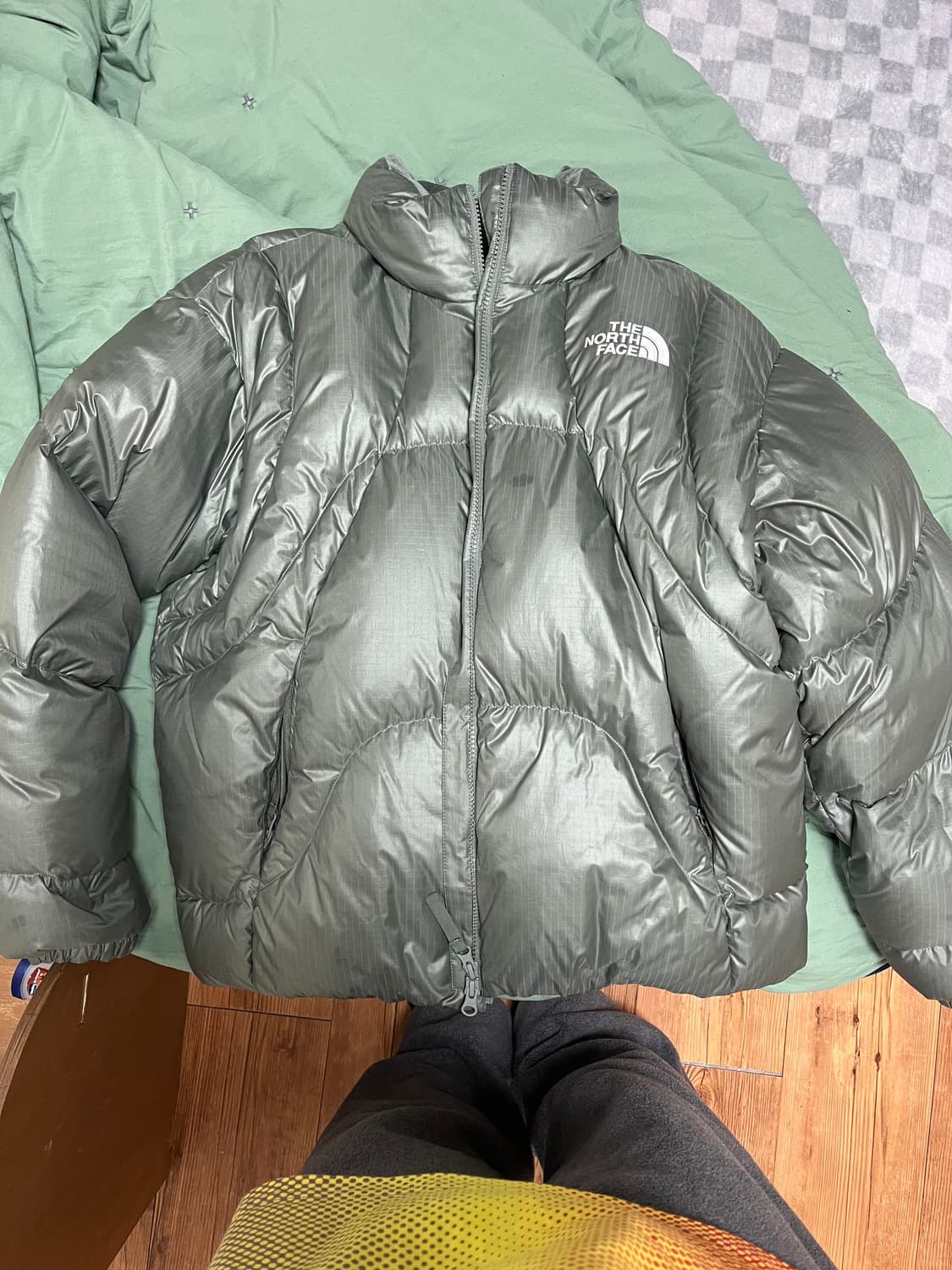 노스페이스 화이트라벨 웨이브 RDS 다운자켓 (카키) 상품이미지5