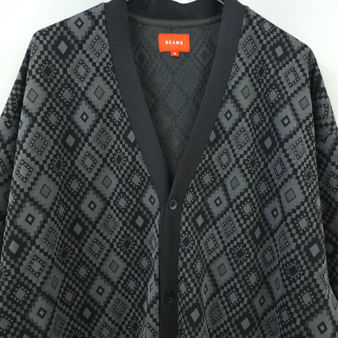 빔즈 패턴 가디건 상품이미지2