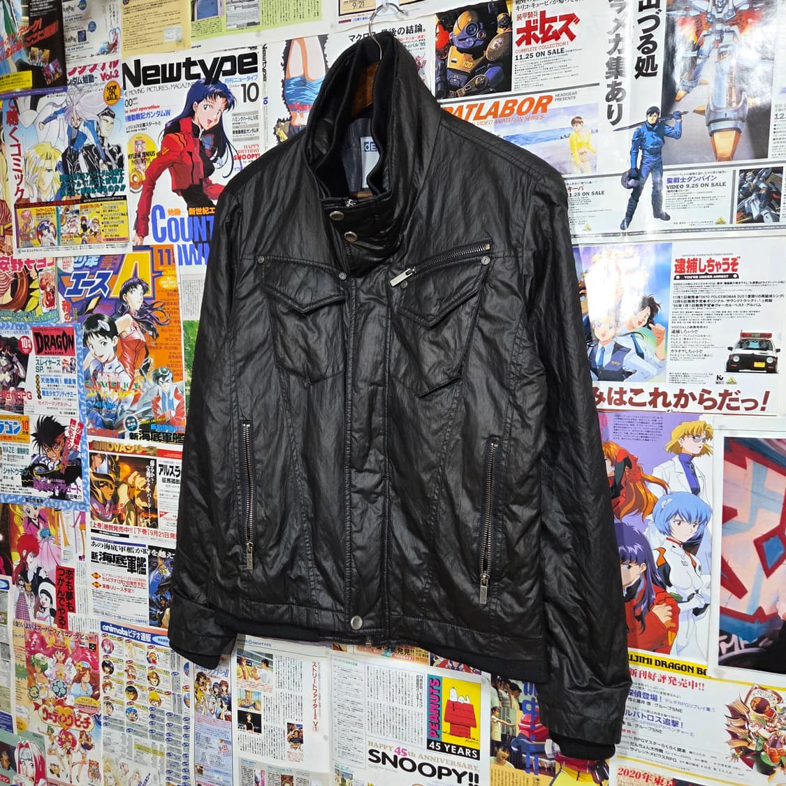 리바이스 락시크 유광 코팅 하이넥 누빔 자켓 상품이미지2