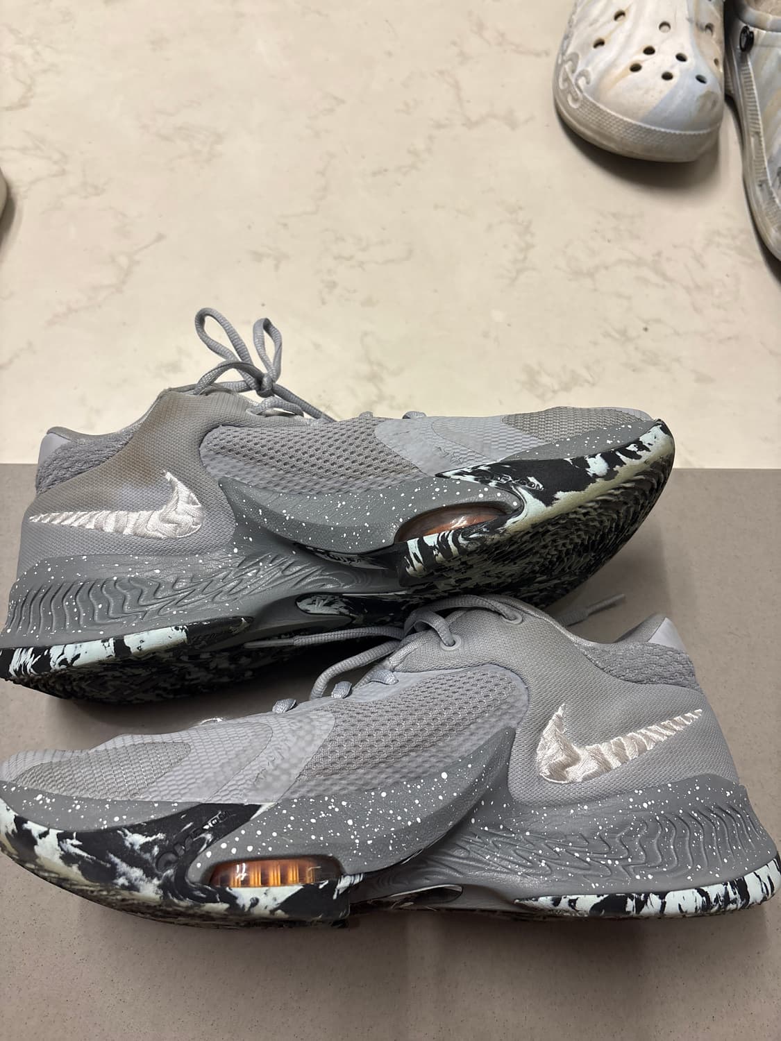 나이키 줌프릭 4 울프 그레이 화이트 상품이미지3