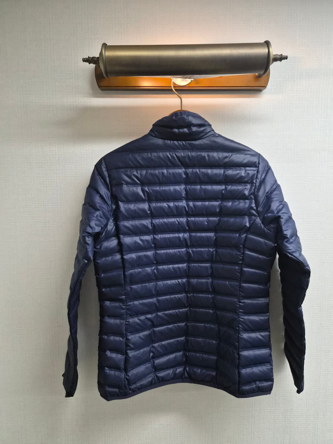 우먼 L) 컬럼비아 덕다운 경량패딩 팝니다 상품이미지2