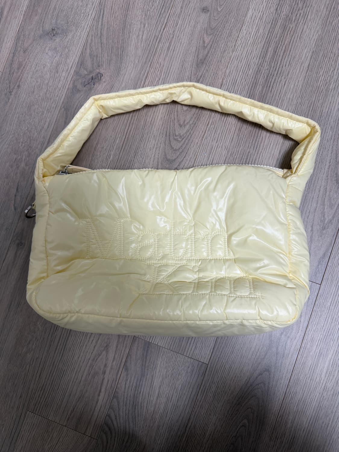 마뗑킴 로고스티치 패딩백 옐로우 상품이미지2