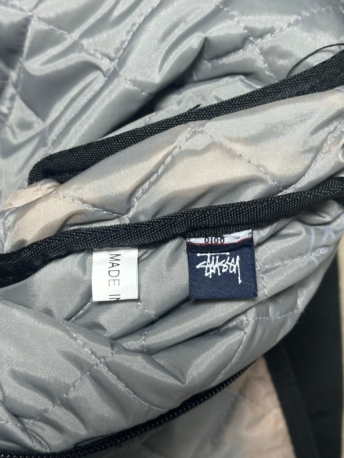 90s 스투시 크로스백 카키 상품이미지3