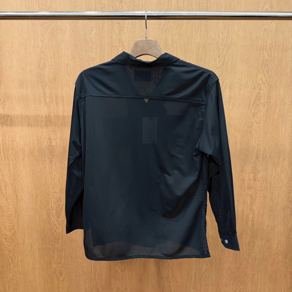 알프레도 베르사체 시스루 오픈 카라 셔츠 더블 패치 포켓 디테일 블랙 상품이미지2